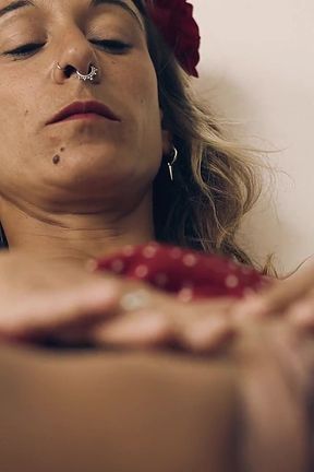 Masturbating Facing Each Other, Ride and Cum in Mouth (all Super Close)