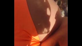 Eu n&atilde_o pude resistir! Guia do p&ecirc_nis grande me come deliciosamente na cachoeira no meio da natureza / I couldn'_t resist! Big penis guide eats me deliciously at the waterfall in the middle of nature