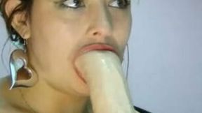 Webcam solo with an amateur slut deepthroating a dildo
