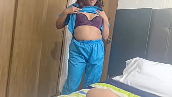 enfermera nalgona necesita un rico anal despu&eacute_s de su turno en el hospital