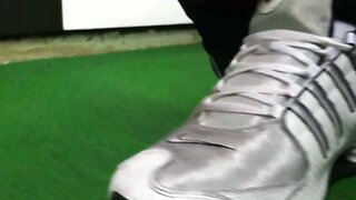 Nike Shox Nz  O tenis mais gostoso para masturbacao