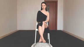 Hanna - Footstool - FrontView - Part1 (footsmelling part1)