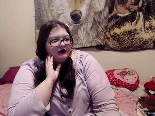 Large Beauty Dee Rides Her Stud