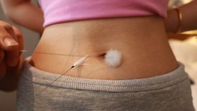 Chinese female teacher’s navel was tickled