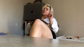 Relax and cum for my feet!