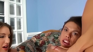 Brandi Lyons Isabella Stanza Threesome Cum Swallowing
