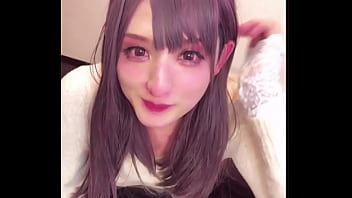 【個撮】ふんわり系の可愛い男の娘が配信しながらオナニーする動画