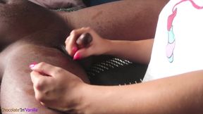 OMG COLLEGE BASKETBALL PLAYER HANDJOB!!