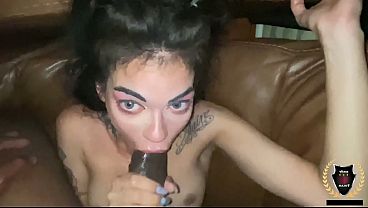Sisi Pesos Stretches Her Asshole On Muscular Rome Major'_s Thick Cock!