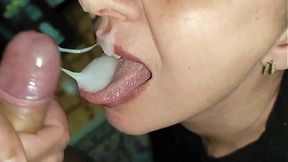 Hot cumshot in mouth and face creampie by young mature milf