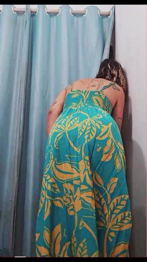 Real Sex Inside a Store Fitting Room with Cumshot on the Face.