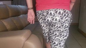 Mom Stopped Me Jerk Off, Then Fucks My Big Dick&#x1F32D;