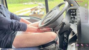 Another daytime truck stop moment that quickly escalated