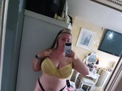 Fat BBW with big boobs masturbating and squirtin on cam