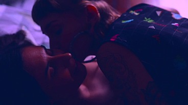 FILME COMPLETO - MULHER DE MALANDRO. BIA ROMANXXX MOSTRA QUE SABE COMER EMME WHITE MELHOR DO QUE O MARIDO CORNO DELA