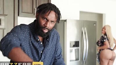 Brazzers - Big Booty Wife Moriah Mills Fucks her Husbands Friend