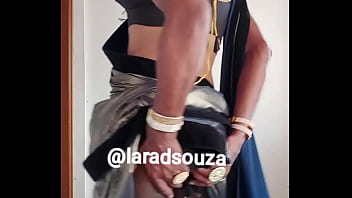 Indian crossdresser slut Lara D&#039_Souza sexy video in lycra saree part 2