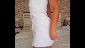 Sortie de douche ..viens voir la suite en prive!