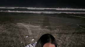 fomos procurar aventura na praia e transamos na base do salva - vidas... sera que fomos flagrados?