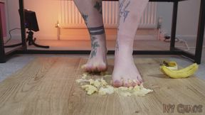 Strawberry Milkshake: Barefoot Food Squash Splosh AMSR