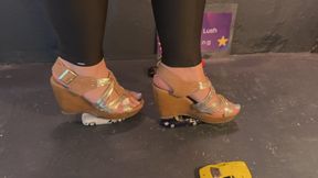 NO MERCY! - Wedge Heels Crush Toy Cars – Watch the Roof Collapse