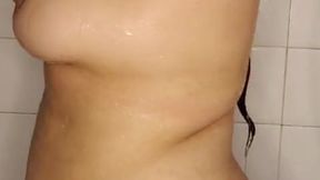 Fetish estranho por bra�o molhado - Parte 1/2