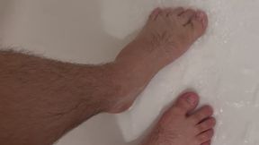 Wet Feet in the Shower – Slow Teasing