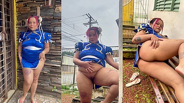 BBW Chun-li Cosplay Exhibitionism in the Garden