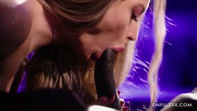 Dina Joy superb blowjob