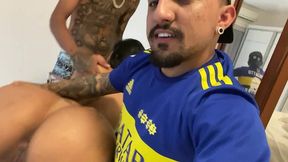 amanda souza dando pros dois pauzudos no seu quarto