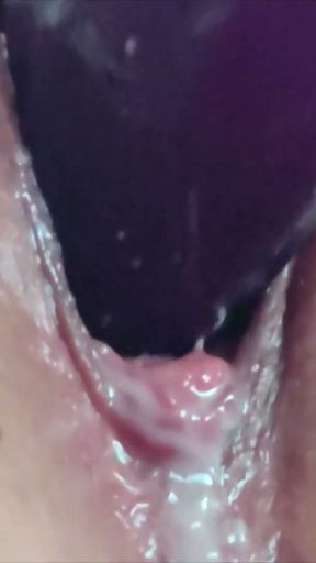 Pussy MOM Close-up pumped   Clip 1