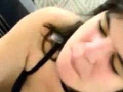 Ejac faciale dans l'ascenseur