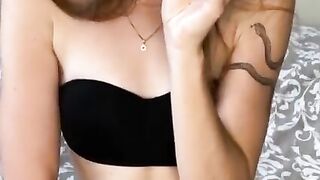 Giantess women Lick Buses