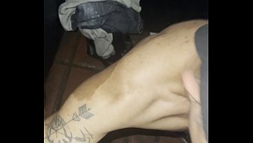 Nas cabines com put&atilde_o com tes&atilde_o