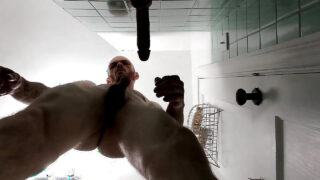 Hjemmelavet solopige video af bjørn amatør modne homoseksuelle ludere bliver analt kneppet, kæmpe pik med dildo