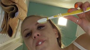 Young Mistress Spitting 134 wmv