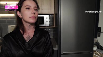 Young StepMother Begs to Fuck Her in the Ass!