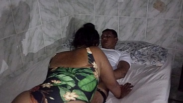 Novinha caindo de boca no pau do amigo safado - Andreza Kalica