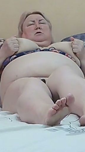 My wife masturbates her pussy in the evenings and rubs her big tits   Clip 3