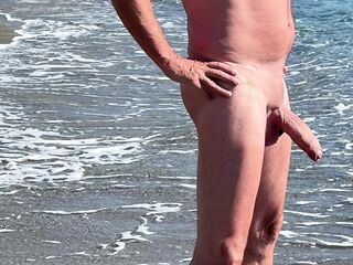 Twat in the wave pool by the sea