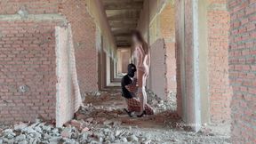 Thai trans gucks a guy in a derelect building