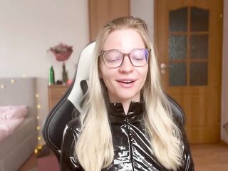 All U Must Know About Latex Fetish (pvc, Leather)