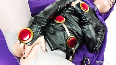 Raven Cums Hard For The Camera (Teen Titans Parody)