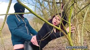 un fan me trouve en foret grace a mon jeu geoloc snp !! tu me trouve je te ...