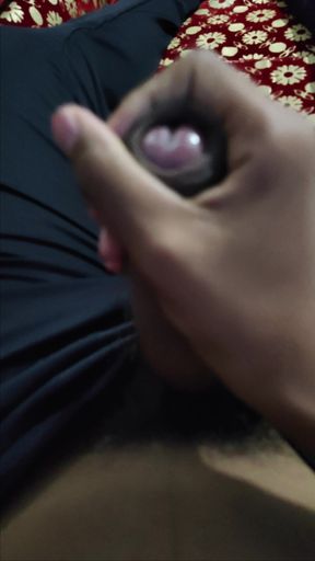 I Masterbate While Thinks About My Hot Chubby Stepmom