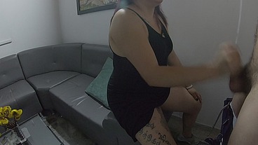 me folle a mi Vecina en la sala de espera