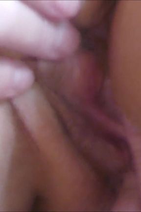 Orgasm Masturbating with Extreme Close up Pussy Play &amp; Noisy Moaning Cum