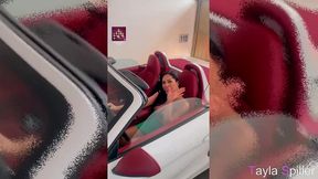 novinho playba me levou pra motel de luxo e me disse que se me comesse gravando me dava a porsche conversivel dele. a pergunta e: ganhei ou nao esse carrao dele?