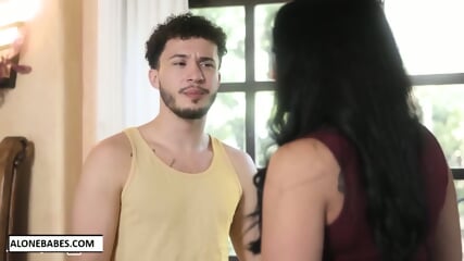 sheena ryder athena anderson seduced by my stepmom s friend_1