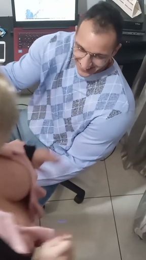 sexo no escritorio   Clip 1